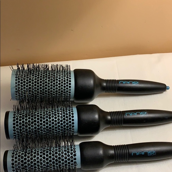 Nano tech. Hair brush 3x $ 12 - Picture 1 of 3